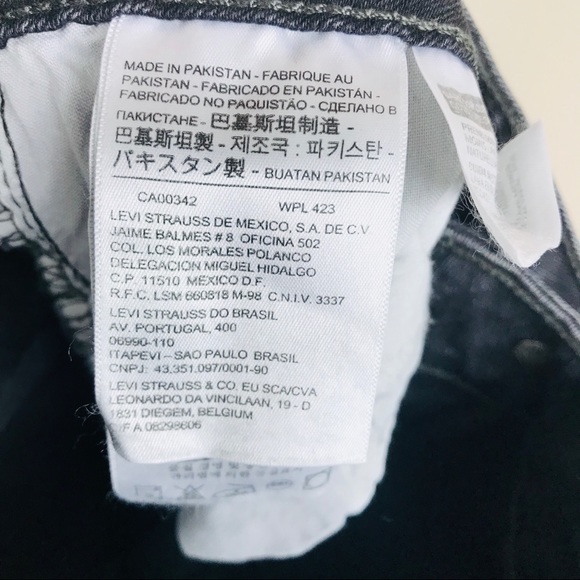 Levis 711 Raw Hem Seamed Skinny Jeans Black Bleach - Picture 14 of 16